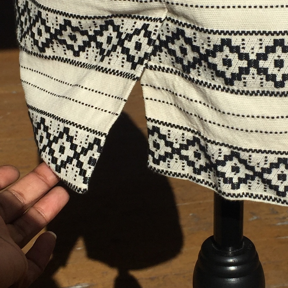 Ann Taylor Cream and Black Skirt - Picture 3 of 7